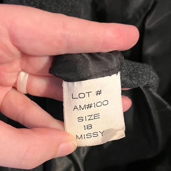 Stephanie Matthew’s Wool Longline Coat - Picture 7 of 12